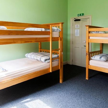 Dundee Backpackers Hostel Екстериор снимка