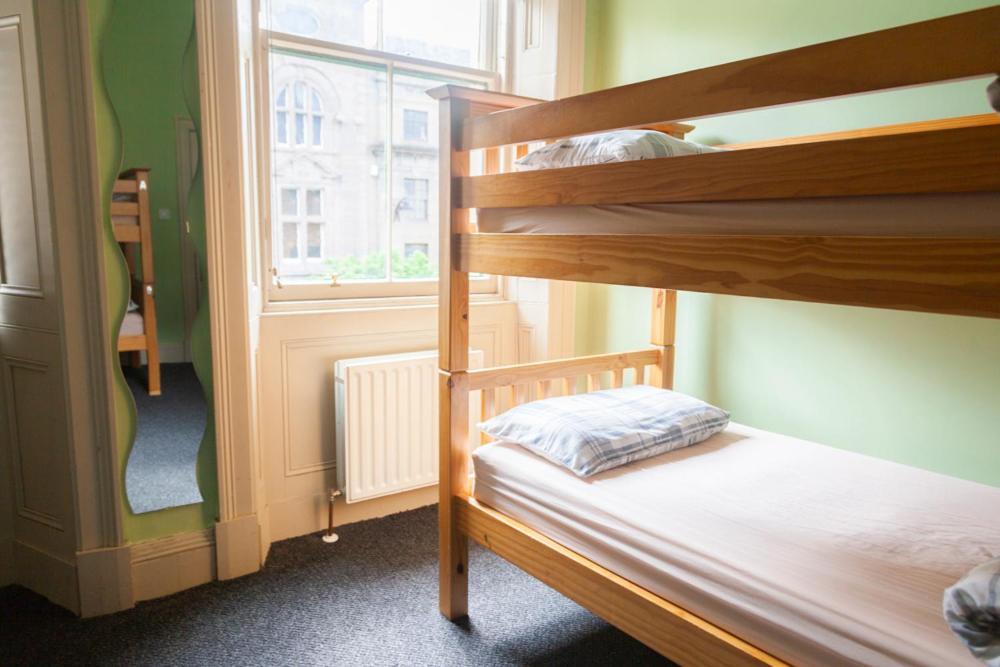 Dundee Backpackers Hostel Екстериор снимка